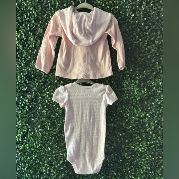 CARTER’S BABY/TODDLER GIRL BODYSUIT W/ HOODED LIGHTWEIGHT JACKET SET - Picture 2 of 16